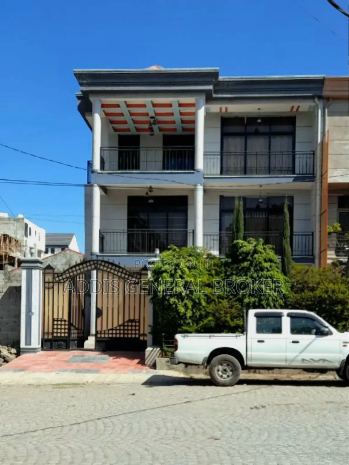 8bdrm House in ሀይሌ ጋርመንት, Nifas Silk-Lafto for sale