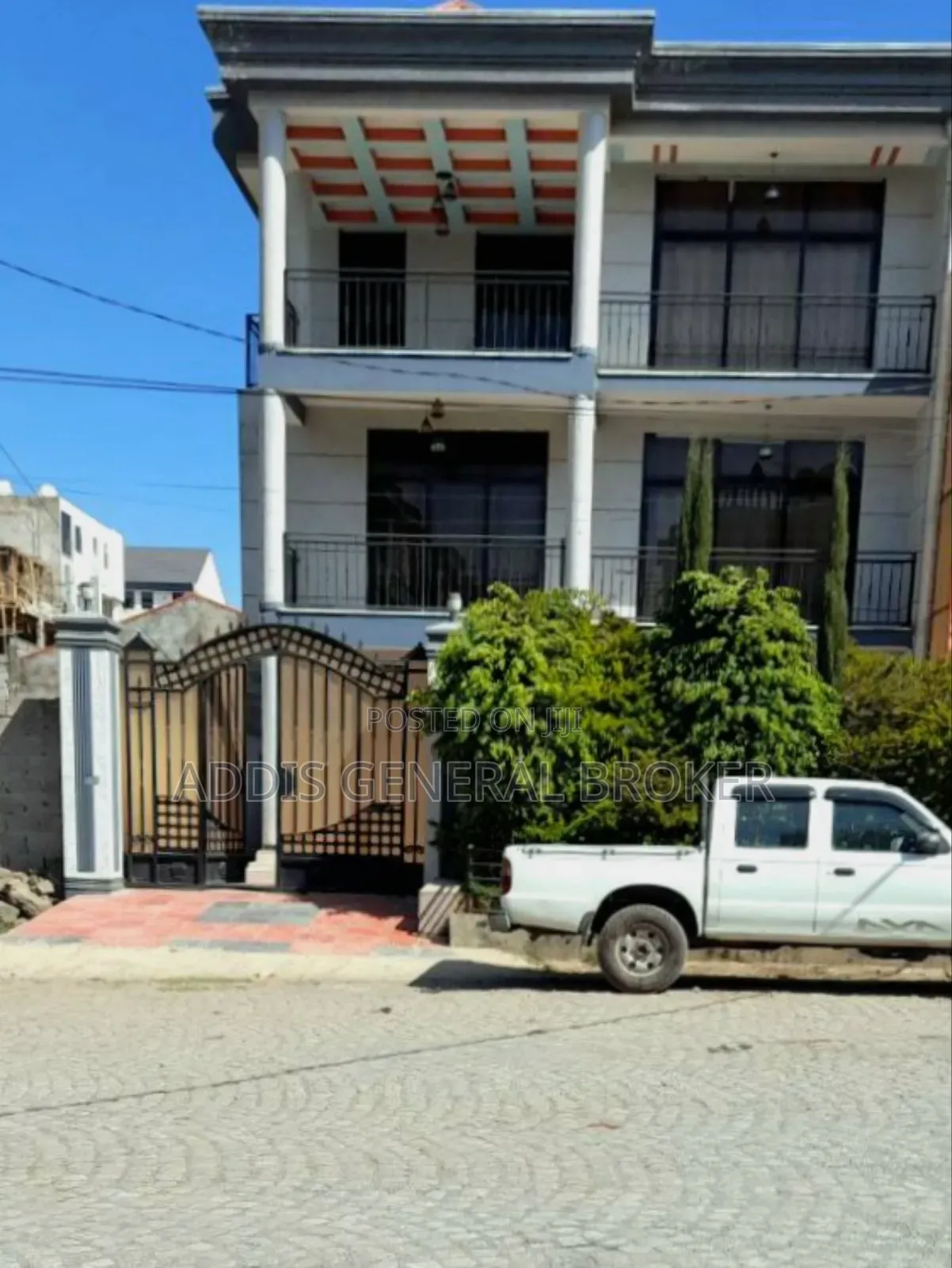 8bdrm House in ሀይሌ ጋርመንት, Nifas Silk-Lafto for sale
