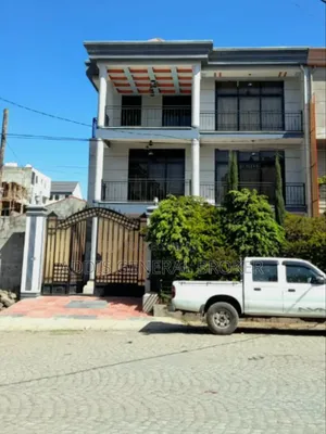8bdrm House in ሀይሌ ጋርመንት, Nifas Silk-Lafto for sale