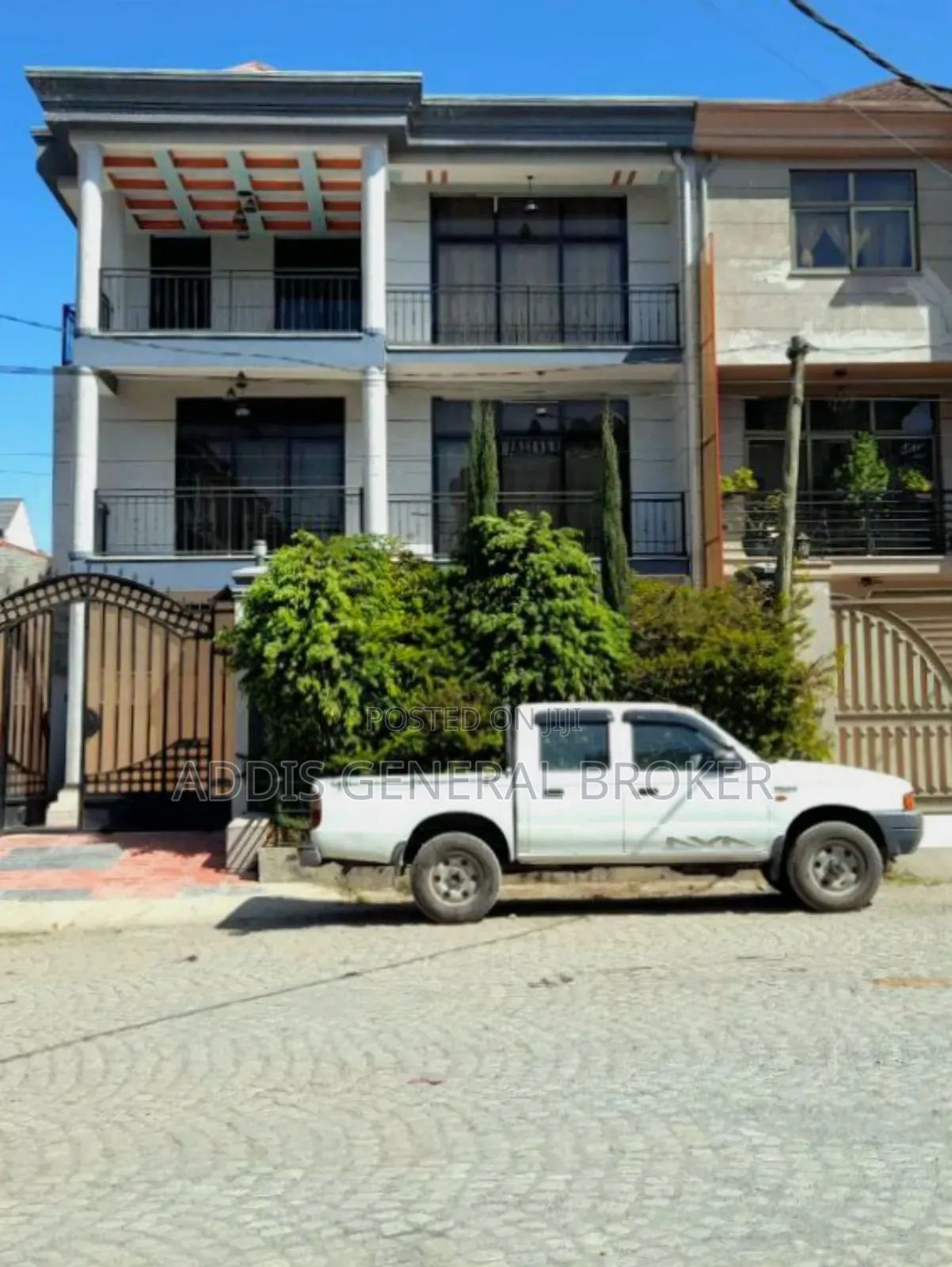 8bdrm House in ሀይሌ ጋርመንት, Nifas Silk-Lafto for sale