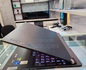 New Laptop Lenovo 16GB Intel Core I7 SSD 1T