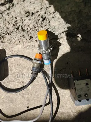 Photo - Proximity Switch
