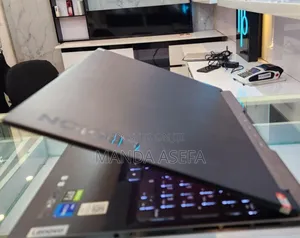 New Laptop Lenovo 16GB Intel Core I7 SSD 1T