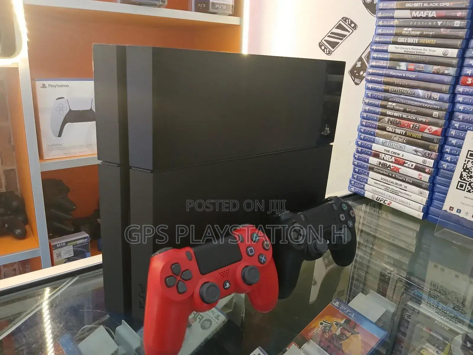 Playstation 4 Standard New Yeftene Mishet