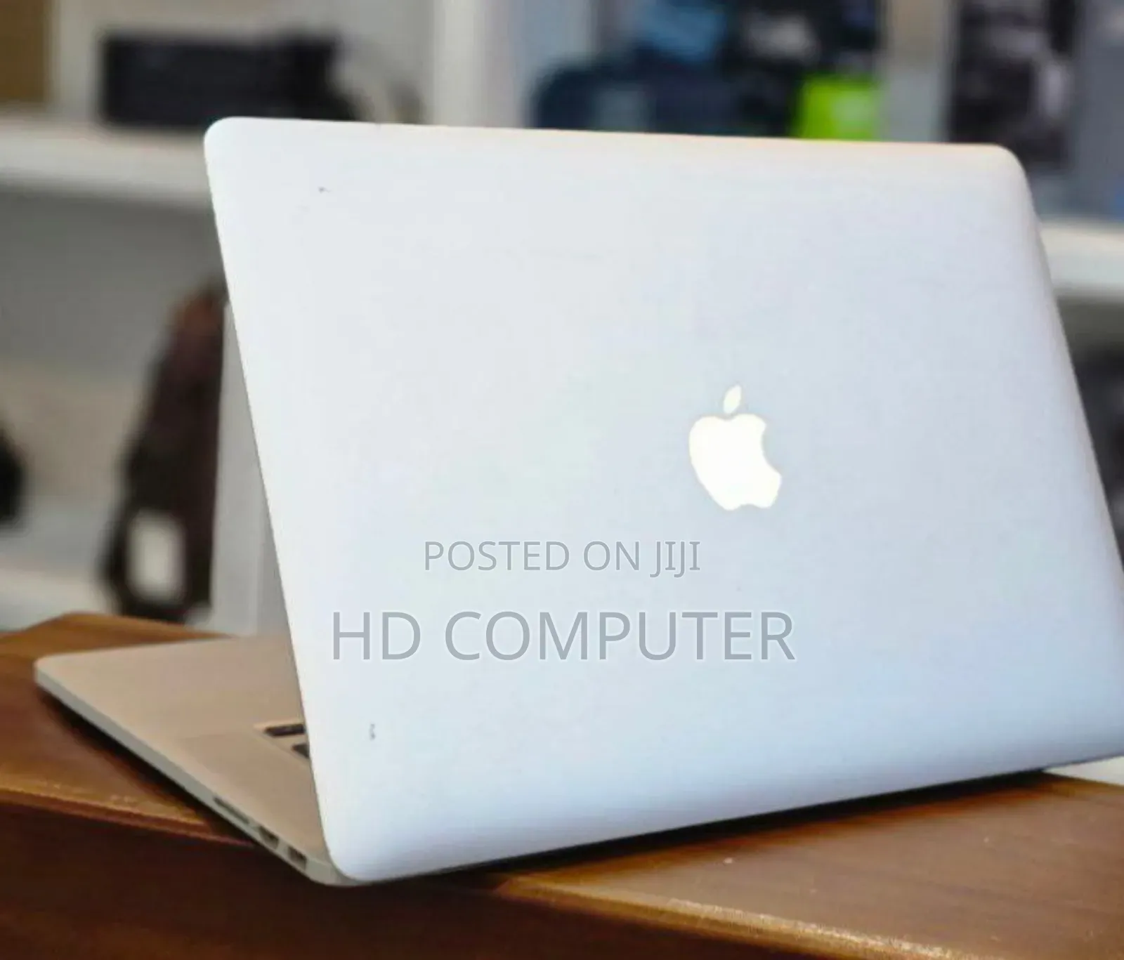 New Laptop Apple MacBook Pro 2015 16GB Intel Core I7 SSD 256GB