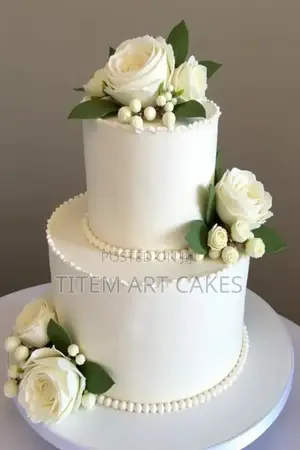 Photo - Wedding Cake With Vanilla Flavour