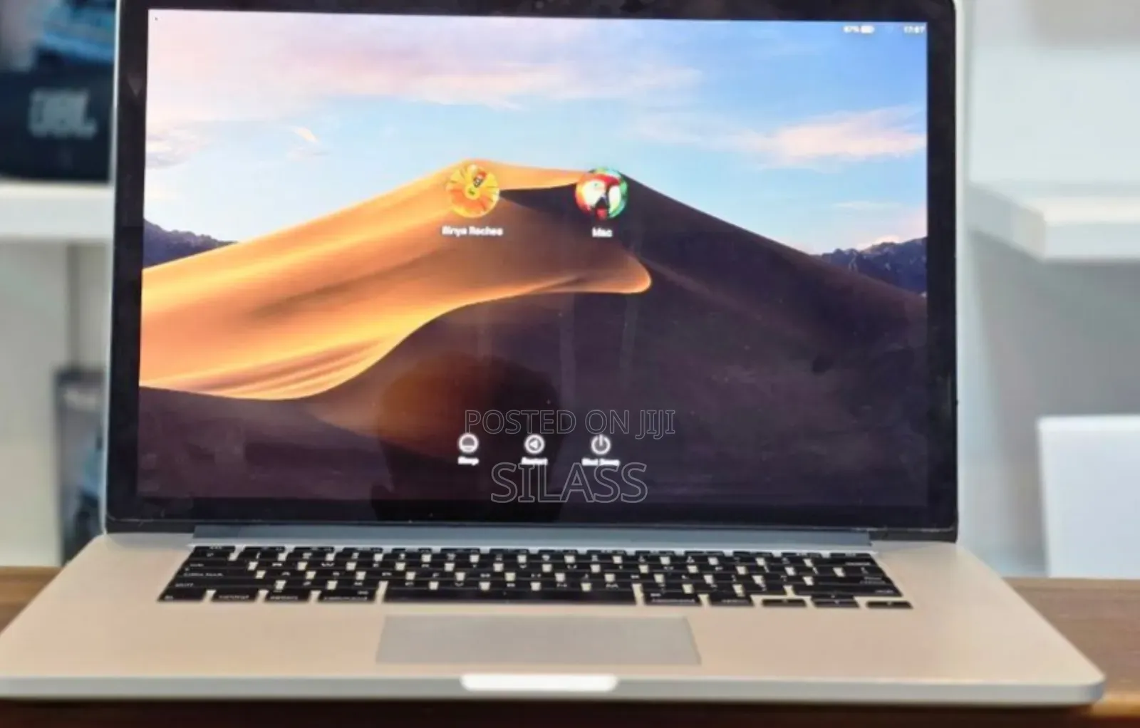 New Laptop Apple MacBook Pro 2015 16GB Intel Core I7 SSD 256GB