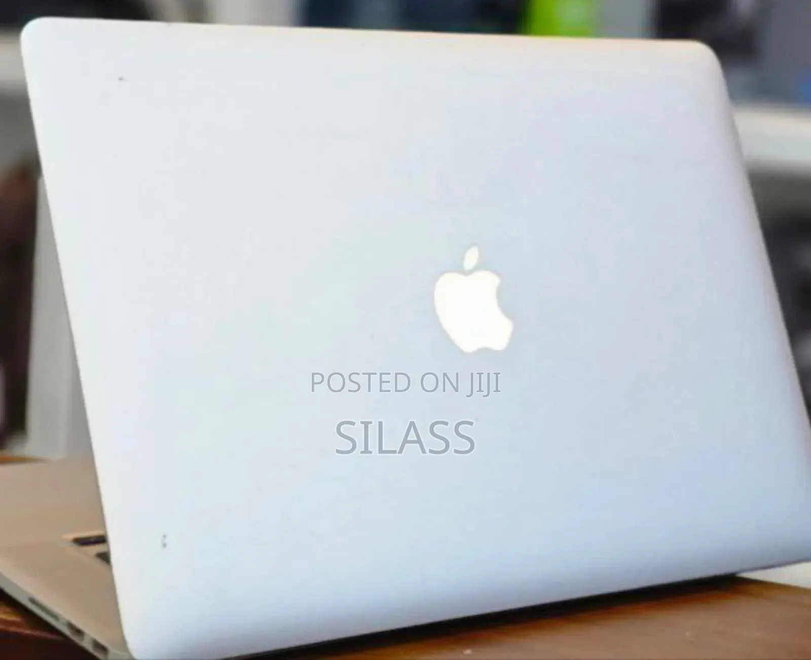 New Laptop Apple MacBook Pro 2015 16GB Intel Core I7 SSD 256GB