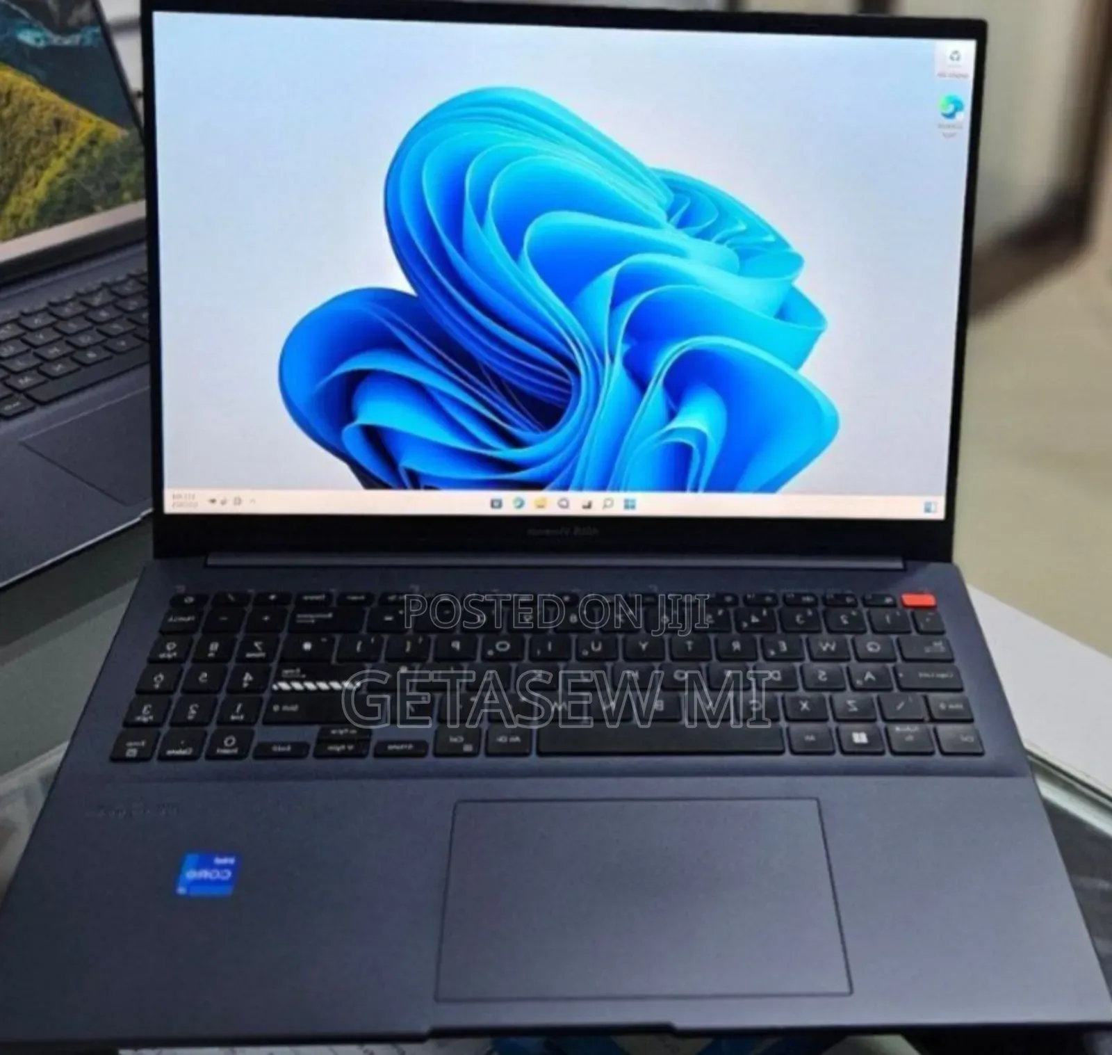 New Laptop Asus VivoBook 15 X505BA 20GB Intel Core I7 SSD 512GB