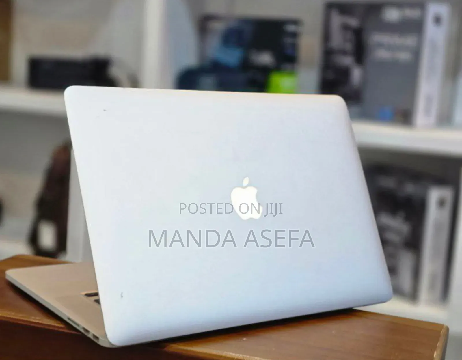 New Laptop Apple MacBook Pro 2015 16GB Intel Core I7 SSD 256GB