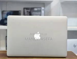 New Laptop Apple MacBook Pro 2015 16GB Intel Core I7 SSD 256GB