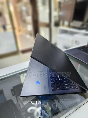 New Laptop Asus VivoBook 15 X505BA 16GB Intel Core I7 SSD 512GB