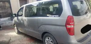 Hyundai Starex 2015 Silver