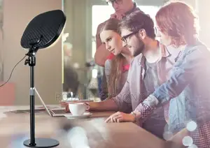 ለተለያየ አገልግሎት መዋል የሚቺል Fill Light (5 Color With Stand)