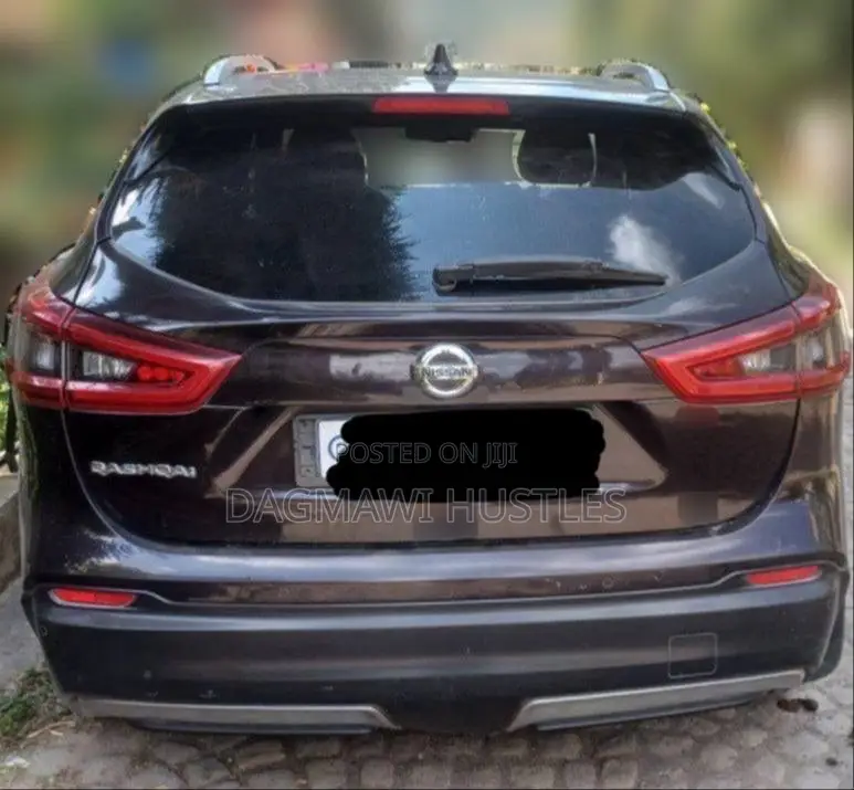 Nissan Qashqai 2018 Brown
