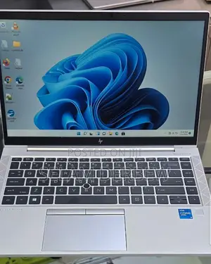 New Laptop HP EliteBook 840 G8 16GB Intel Core I5 SSD 512GB