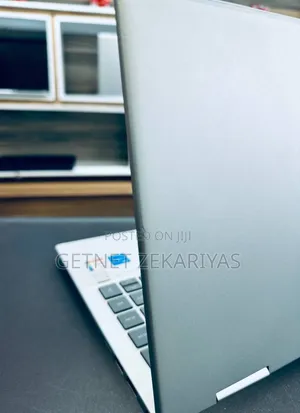 New Laptop HP Envy X360 8GB Intel Core I5 SSD 512GB