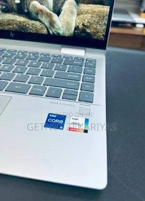 New Laptop HP Envy X360 8GB Intel Core I5 SSD 512GB