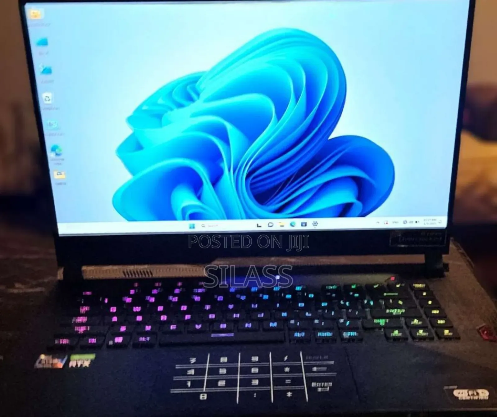 New Laptop Asus ROG Strix G15 16GB AMD Ryzen 9 SSD 1T