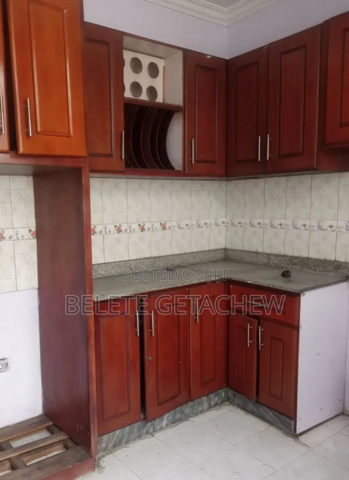 3bdrm Villa in Yerer Urael, L-Shape, Bole for sale