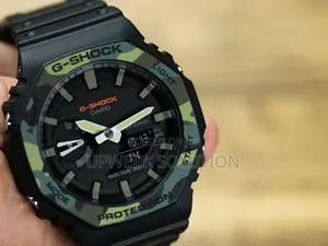 *_ G-Shock*_