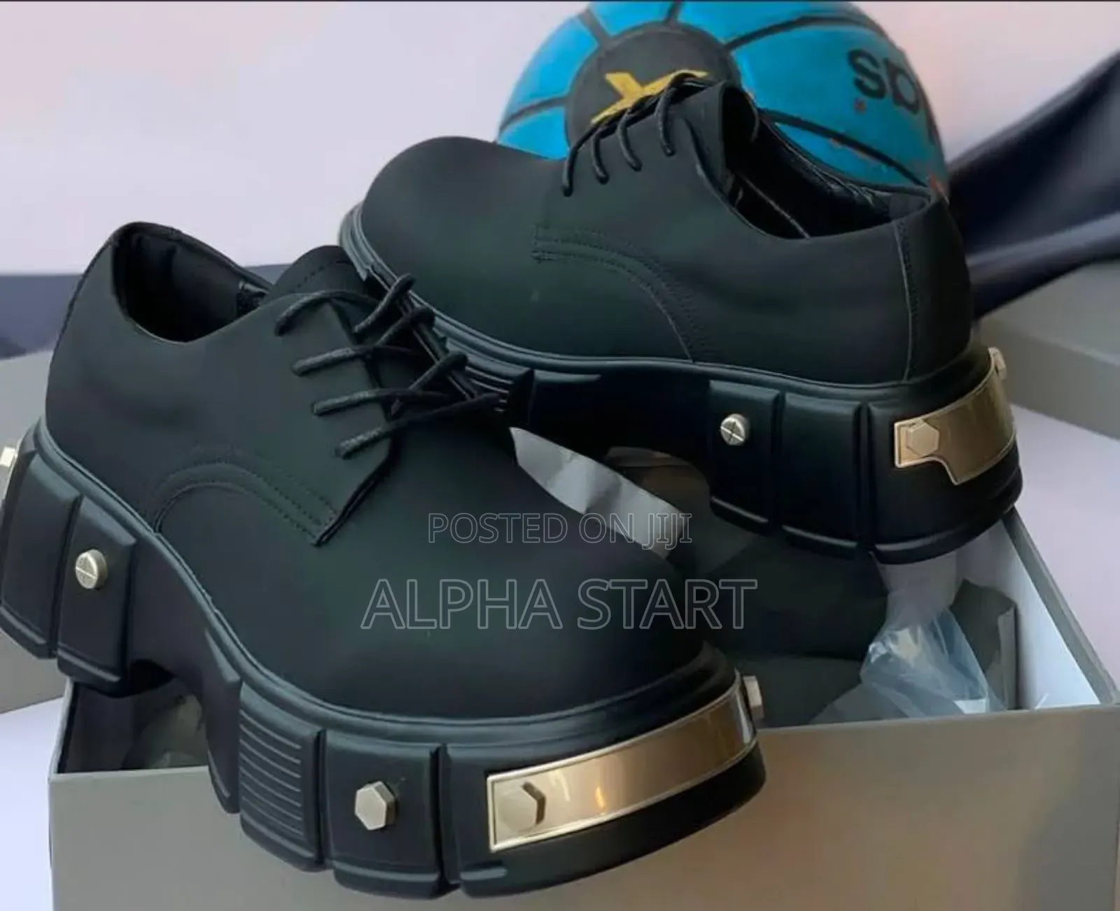 Men’S Chunky Leather Black Metal Toe Shoes for You