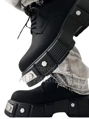 Men’S Chunky Leather Black Metal Toe Shoes for You