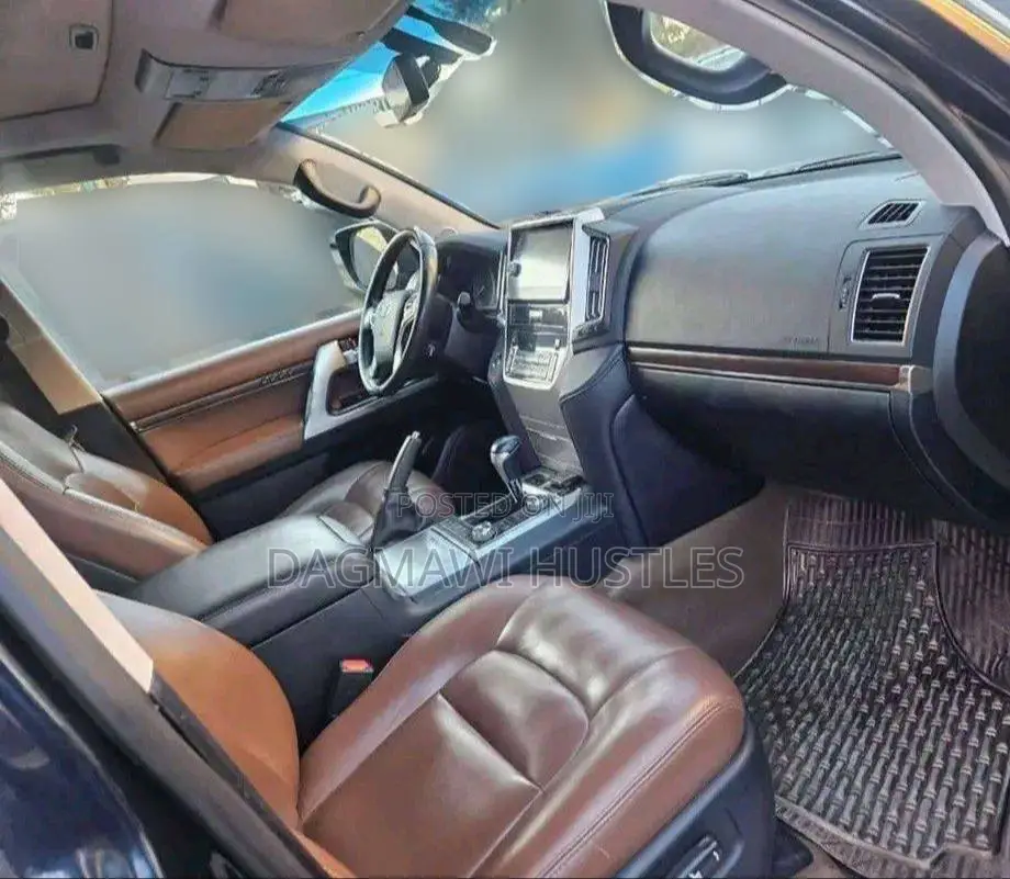 Toyota Land Cruiser Prado 3.0 190hp 2018 Brown