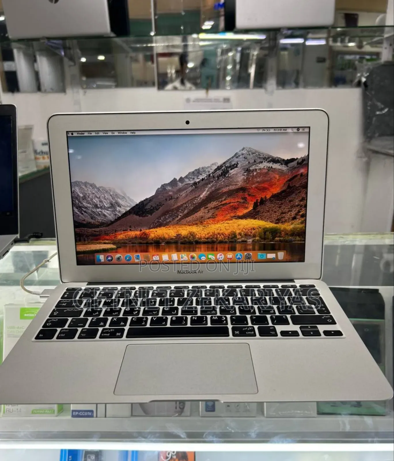 New Laptop Apple MacBook Air 2017 8GB Intel Core I7 SSD 512GB