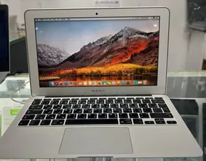 Photo - New Laptop Apple MacBook Air 8GB Intel Core I7 SSD 512GB