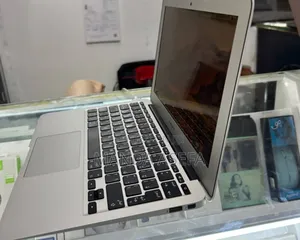 New Laptop Apple MacBook Air 8GB Intel Core I7 SSD 512GB