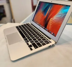 New Laptop Apple MacBook Air 2015 4GB Intel Core I5 SSD 128GB