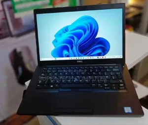 Photo - New Laptop Dell Latitude 5310 8GB Intel Core I5 SSD 256GB