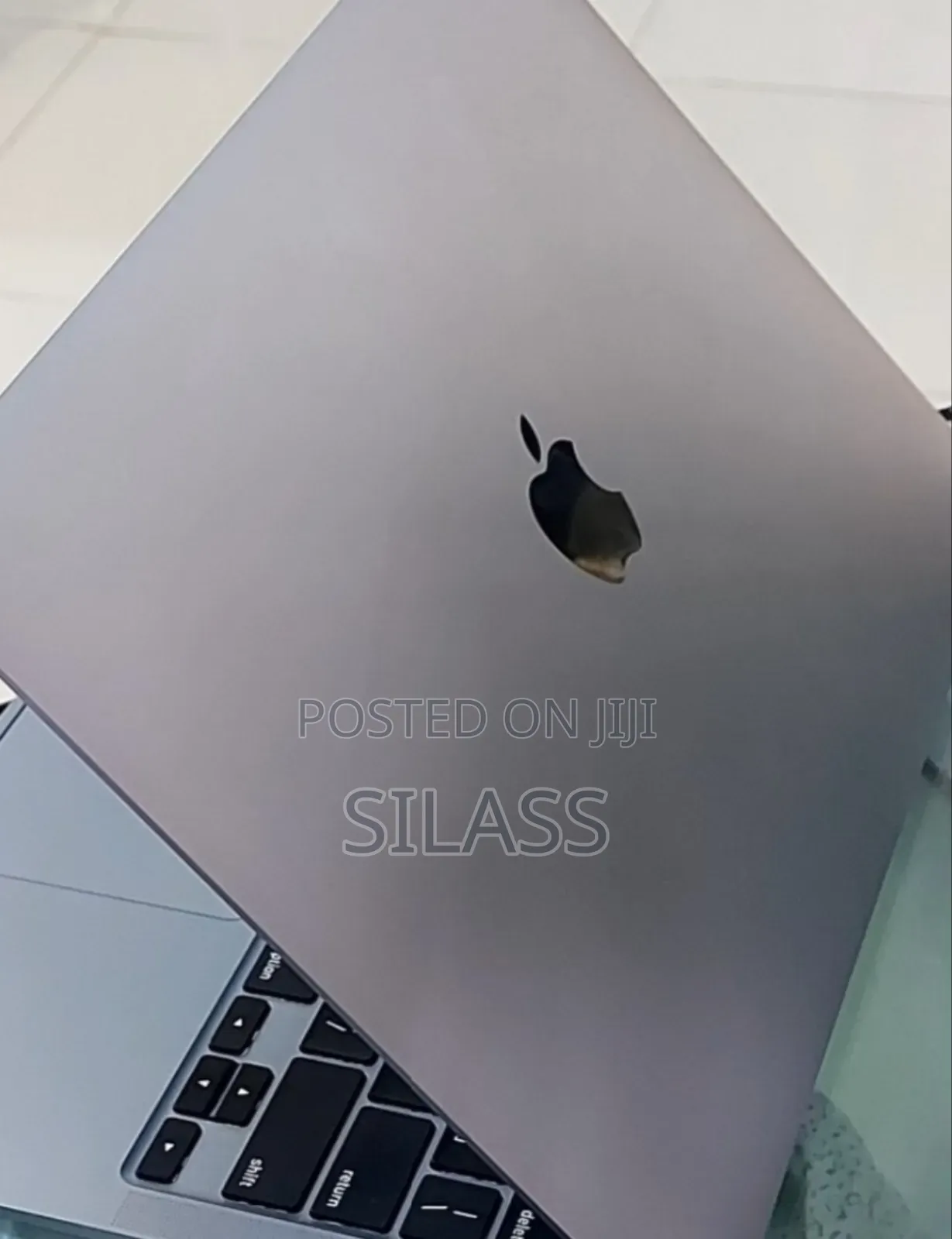 New Laptop Apple MacBook Air 2020 16GB Intel Core I7 SSD 512GB