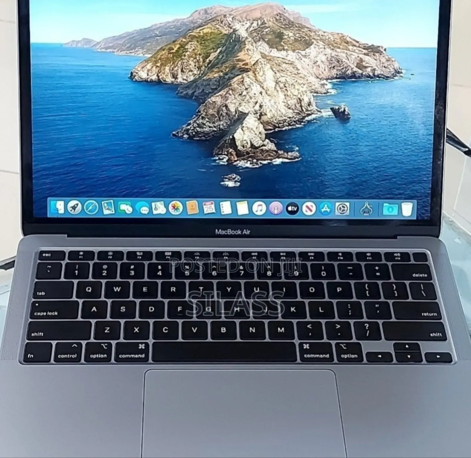New Laptop Apple MacBook Air 2020 16GB Intel Core I7 SSD 512GB