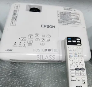 Brand New EPSON Projector With , Remote