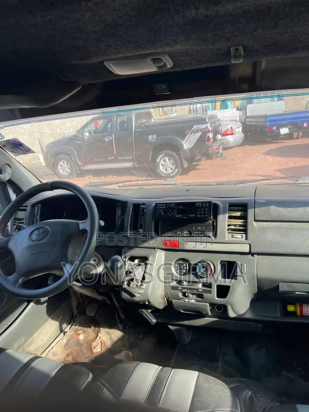 Toyota HiAce 2007 White