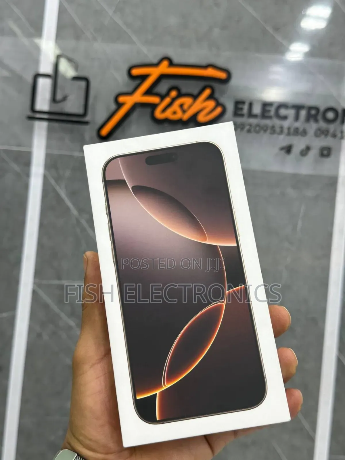 New Apple iPhone 16 Pro Max 256 GB