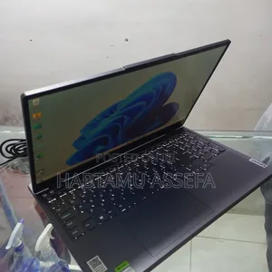 New Lenovo Legion Y7000P IRX9 Gaming Laptop 24GB Intel Core I7 SSD 1T