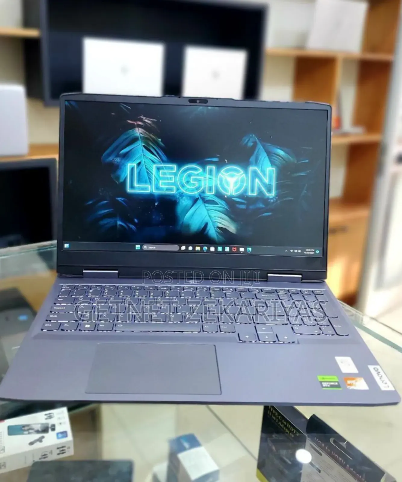 New Laptop Lenovo LOQ 15IRH8 16GB AMD Ryzen 7 SSD 512GB