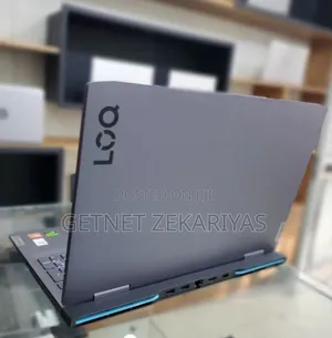 New Laptop Lenovo LOQ 15IRH8 16GB AMD Ryzen 7 SSD 512GB