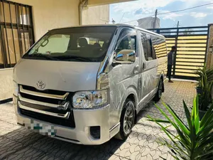 Photo - Toyota Grand HiAce 2007 Silver