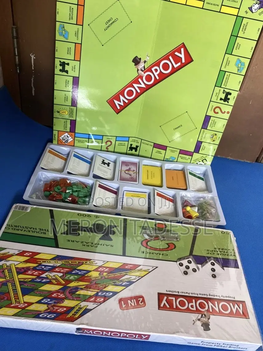 Don't Miss Out ! Monopoly + Snakes Ladders Game Set