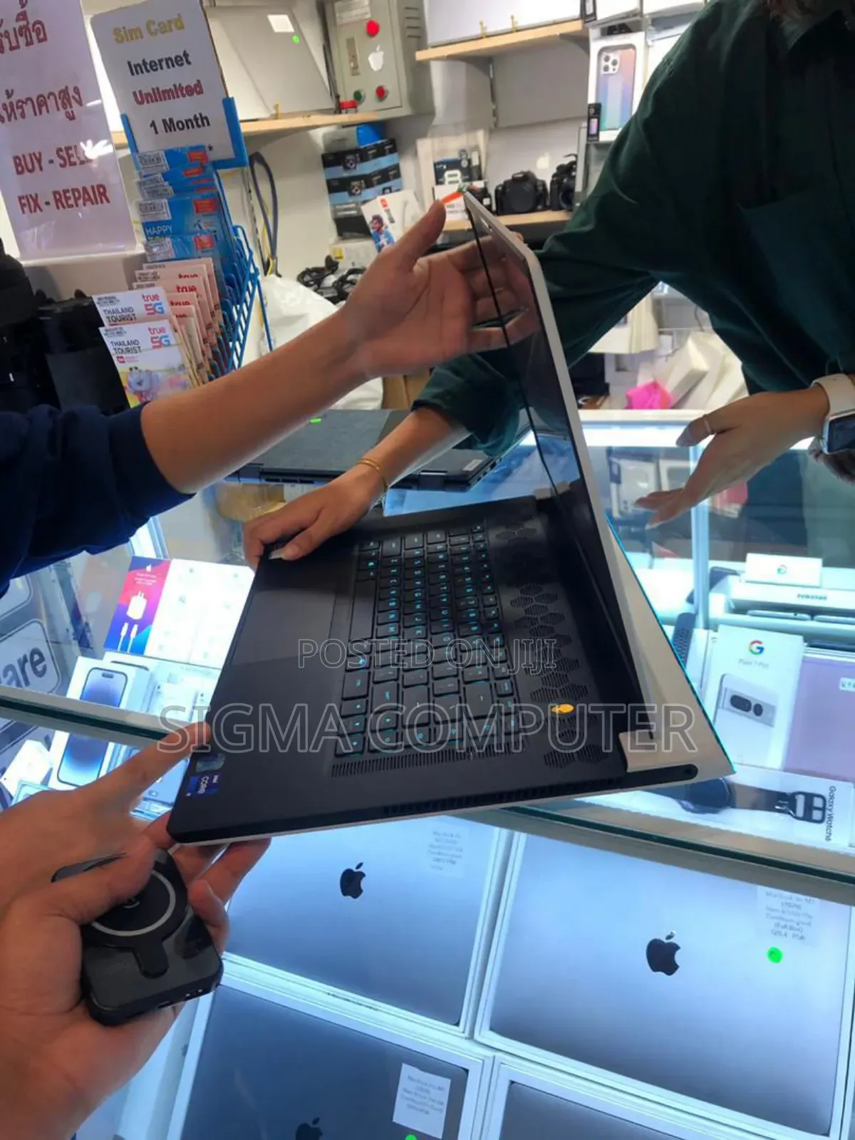 New Laptop Alienware Area-51m 64GB Intel Core I7 SSD 4T