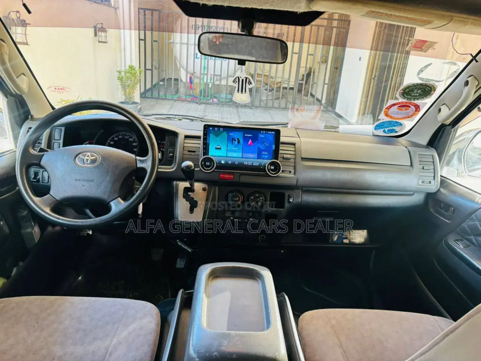 Toyota HiAce 2007 Silver