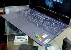 New Laptop Lenovo LOQ 15IRH8 16GB AMD Ryzen 7 SSD 512GB