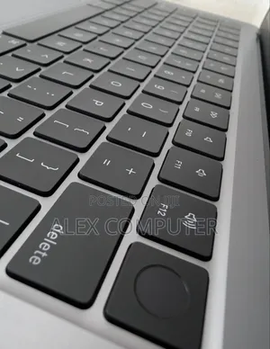 New Laptop Apple MacBook Air 2022 M2 8GB Apple M2 SSD 256GB