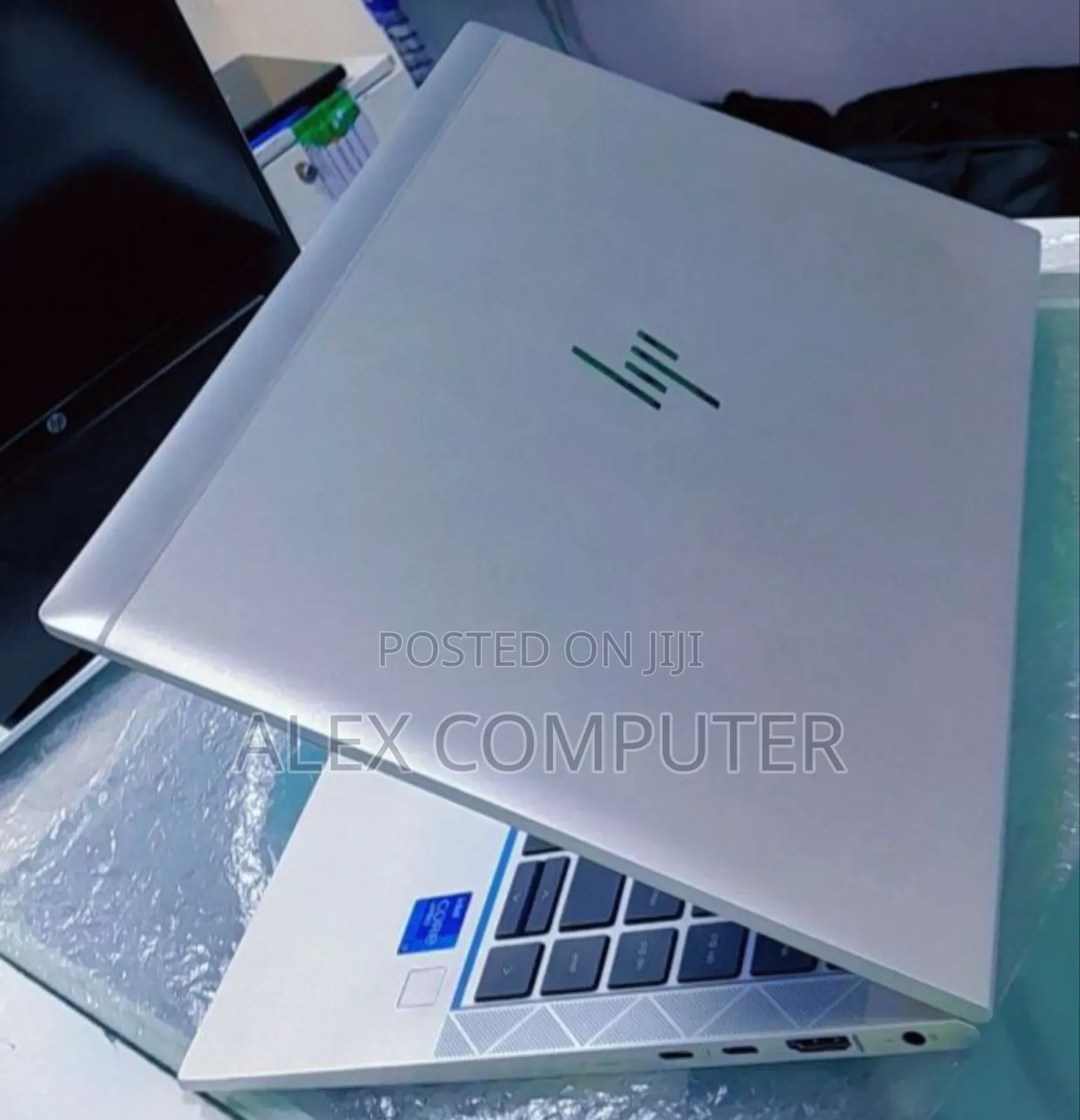 New Laptop HP EliteBook 840 G8 16GB Intel Core I7 SSD 512GB