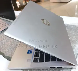 Photo - New Laptop HP EliteBook 830 G8 8GB Intel Core I7 SSD 512GB