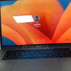 New Laptop Apple MacBook Pro 2017 16GB Intel Core I7 SSD 512GB